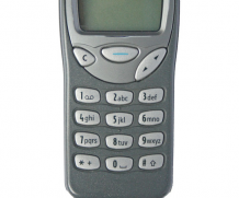 Amateurs de dumbphones ! Le Nokia 3210 renait de ses cendres ! 