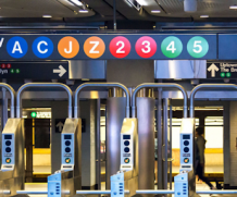 L’IA d’Evolv : les portiques de sécurité du métro new-yorkais passent à la vitesse supérieure