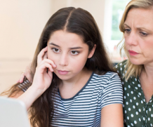 La fausse bonne idée : interdire les réseaux sociaux ne sauve pas la santé mentale des jeunes