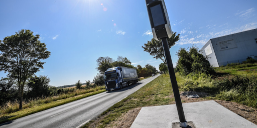 Les nouvelles infractions détectées par les radars en 2025 : ce qui change sur la route